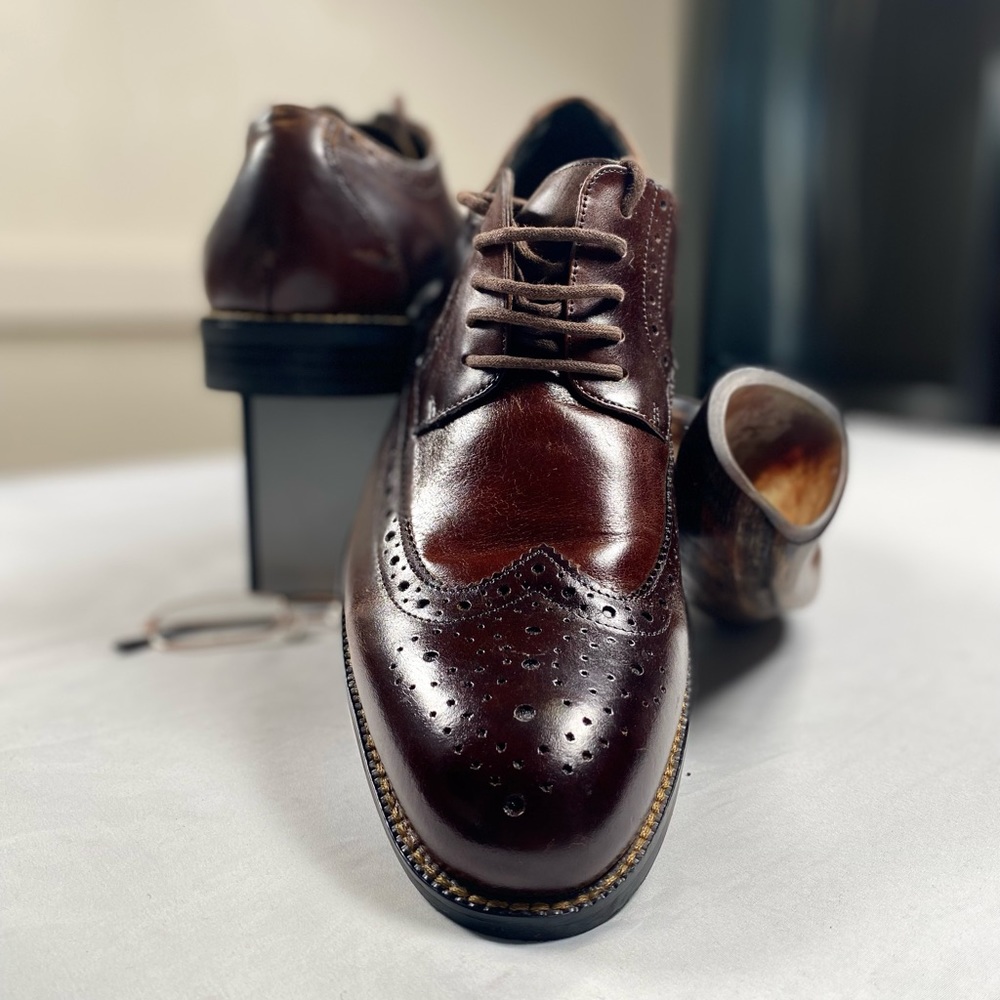 Stacy adams leather shoes.